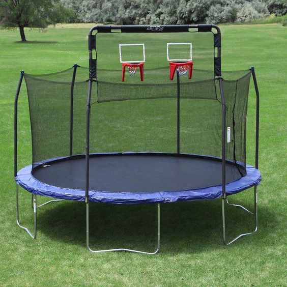 trampoline with basketball hoop 